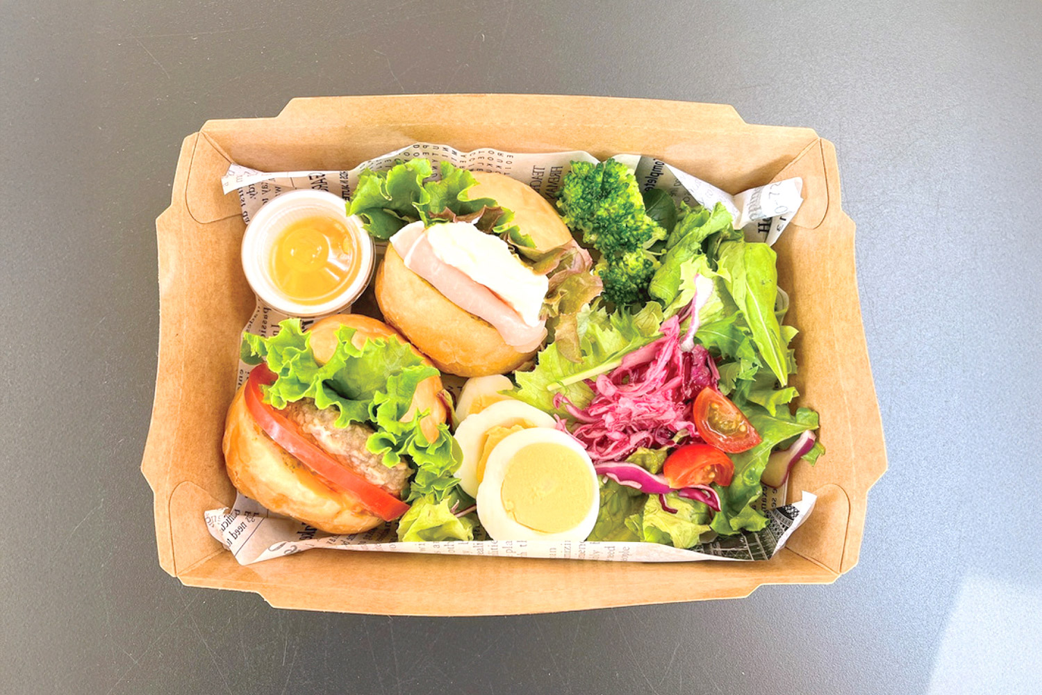 洋食ランチボックス（バンズサラダ）